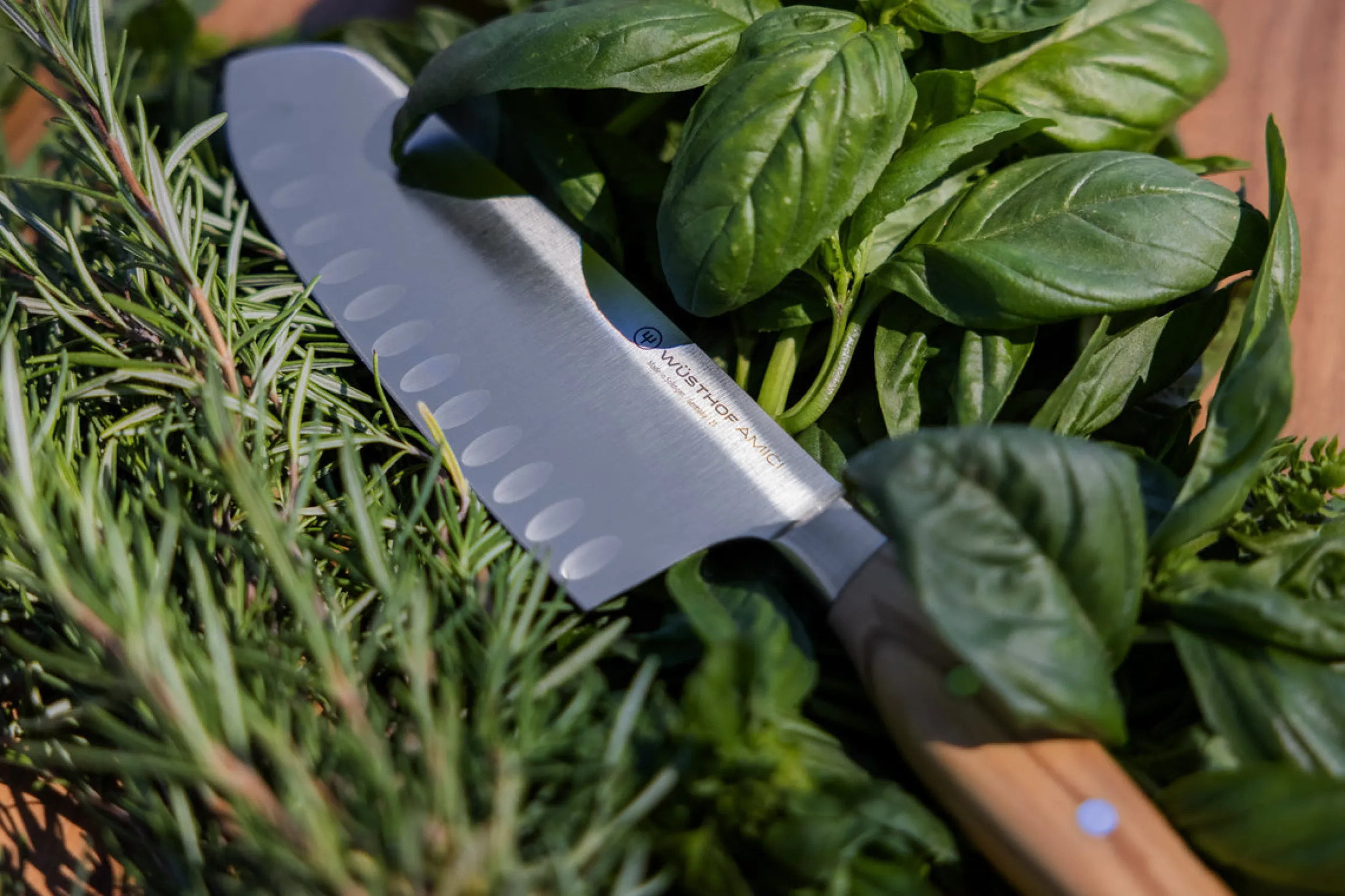 Wüsthof Asian-Style Knives>Amici 7" Hollow Edge Rotoku (Santoku)