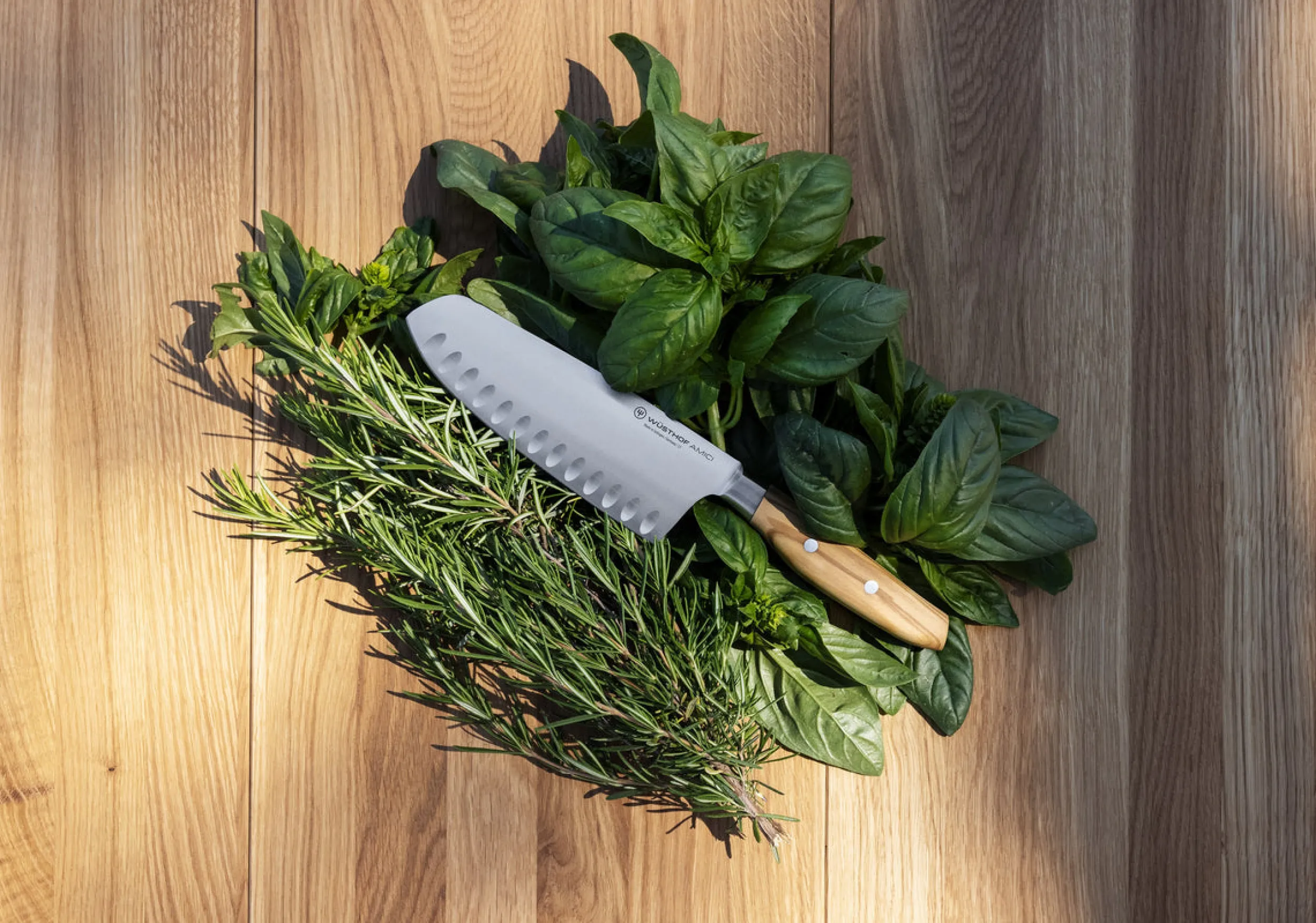 Wüsthof Asian-Style Knives>Amici 7" Hollow Edge Rotoku (Santoku)