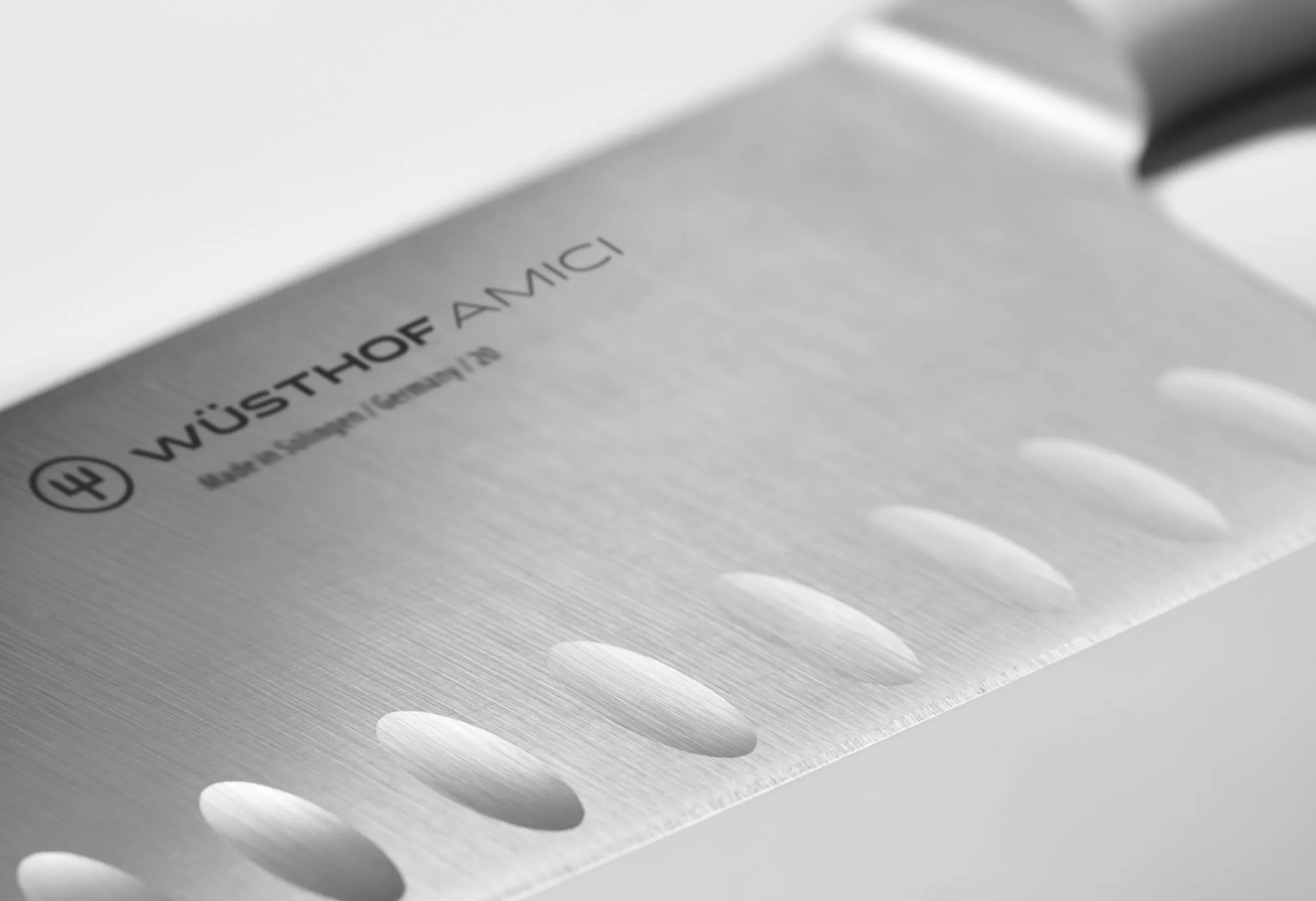 Wüsthof Asian-Style Knives>Amici 7" Hollow Edge Rotoku (Santoku)