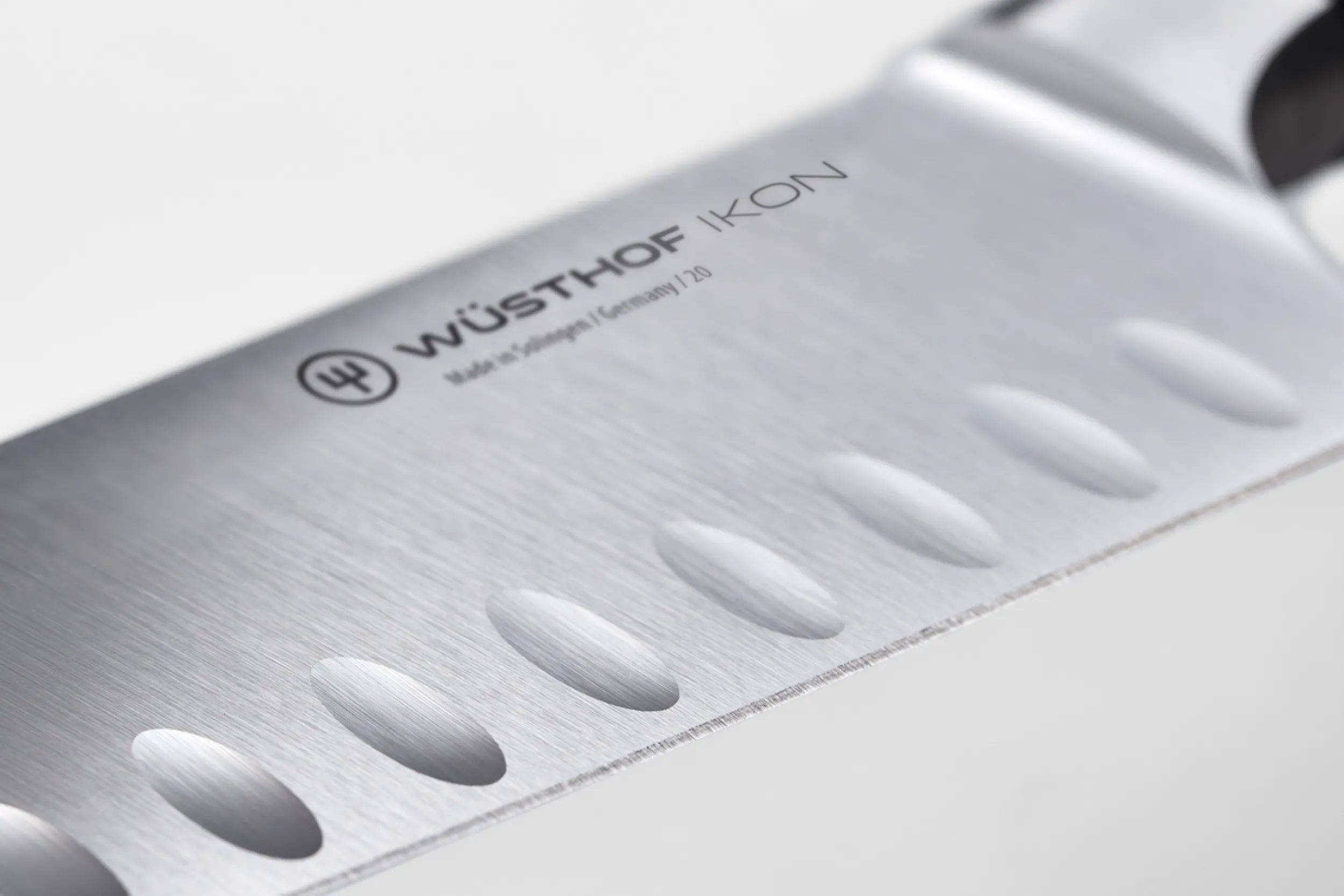 Wüsthof Asian-Style Knives>Ikon 7" Hollow Edge Santoku